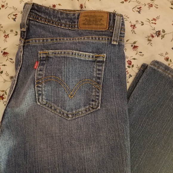 COPY - Vintage Levis 518's - Picture 3 of 8